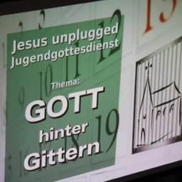 Gott hinter Gittern